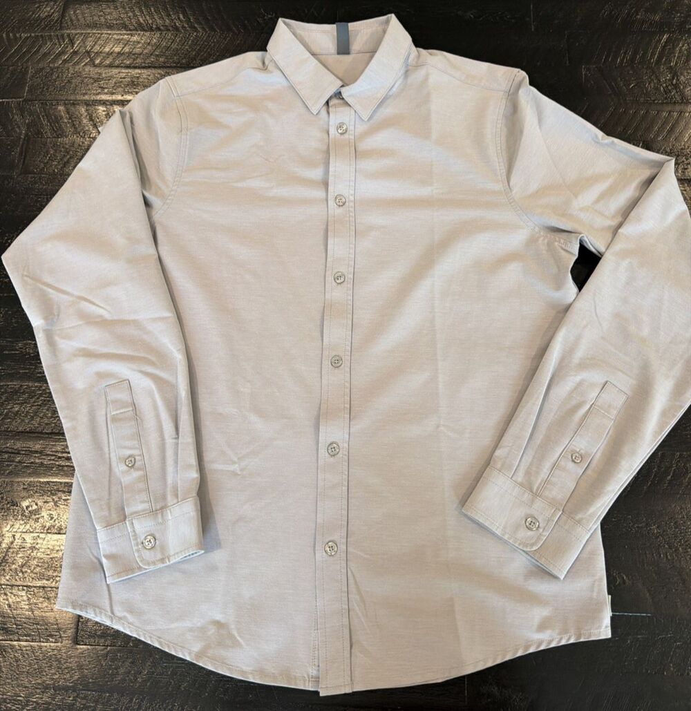 Vuori Men's Long Sleeve Bridge Button Down M Performance Gorpcore Cabincore